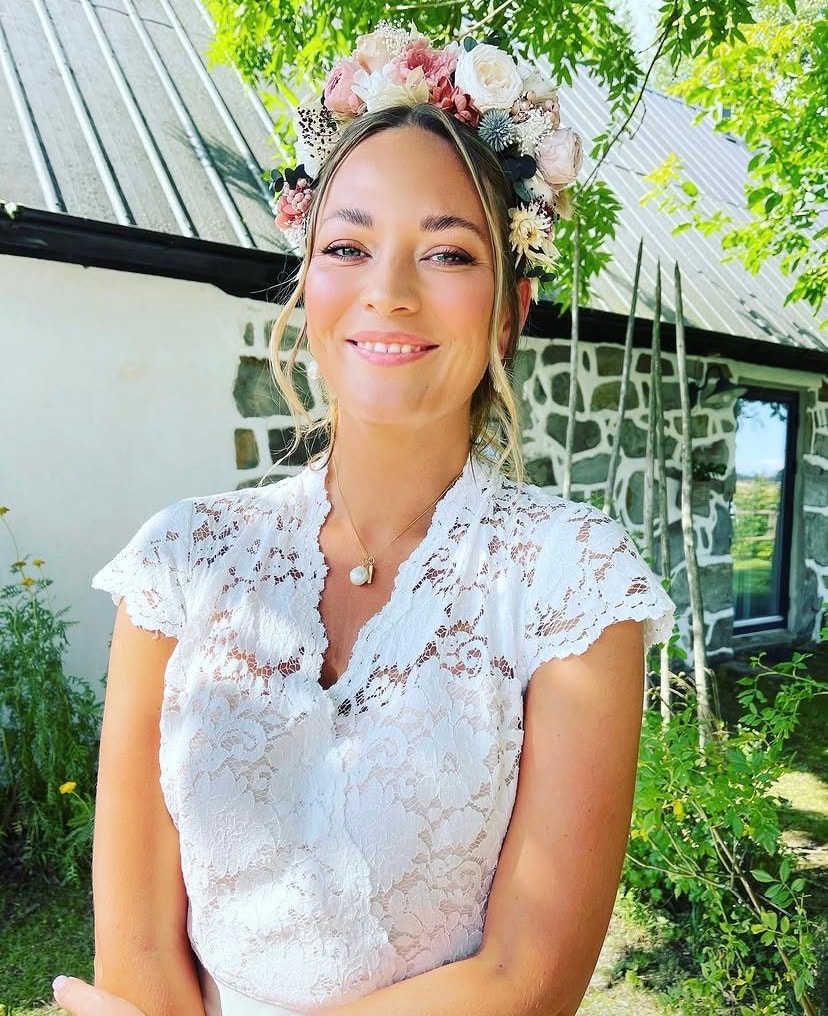 Bridal flower crown